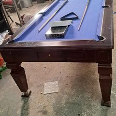 pooltable
