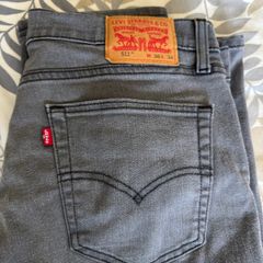 Levis 511 jeans