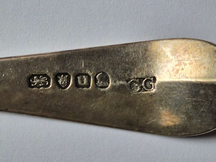 Sterling silver antique Spoon, George Gray, 1795. Very rare with added detail.