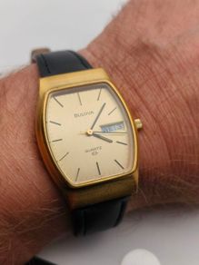 Vintage Bulova Swiss Quartz  Accuset  Day/Date  Gold-Tone Watch