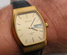 Vintage Bulova Swiss Quartz  Accuset  Day/Date  Gold-Tone Watch