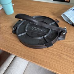Tortilla press
