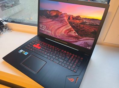 Asus Rog Strix GL702