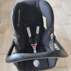 Maxi Cosi baby car seat