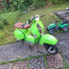 FOUND!!!!!    Vespa- STOLEN  please inform me if you see this. Restored from broken, devo