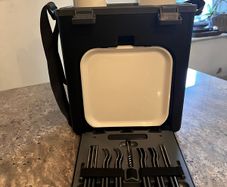 Iconic Twin Bird Japanese Picnic Box