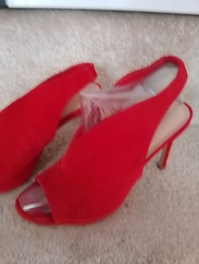 Red Heels Size 4