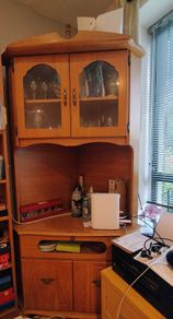 Corner display cabinet
