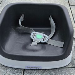 Baby booster seat