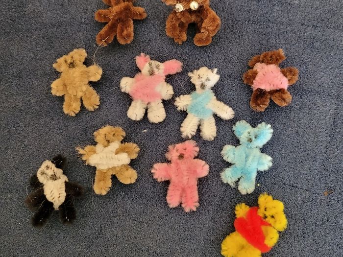 Baby items for dolls house nursery
