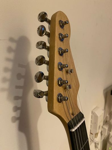 electric guitar
