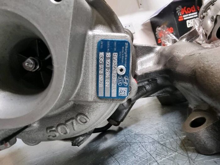 Turbo Turbocharger  KIA HUNDAI 16359700028 NEW