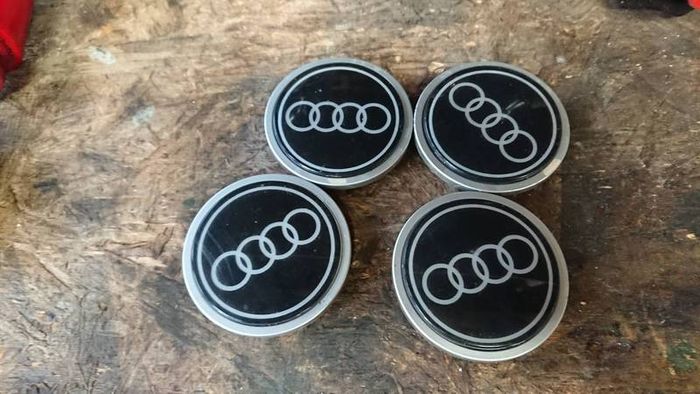 Audi a4 b7 driver side headlamp,headlights.breaking sline isofix lower trims seats boost pipe suspension parts clutch kits flayweel parcel shelf