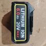 DCB200 battery for DeWalt Image 2