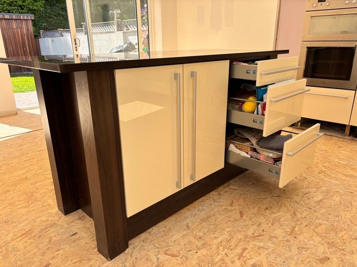 Kitchen Island