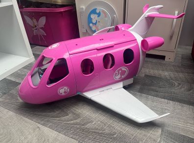 Barbie aeroplane & pilot