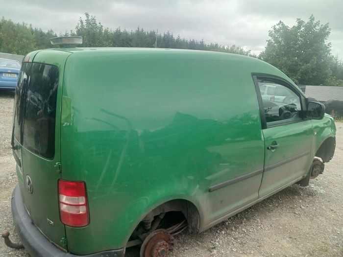2011  vw  caddy  16        for  spare   parts