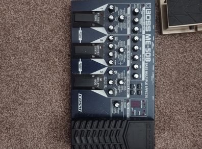 Bass effects pedal Boss ME-50B