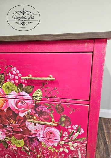 Chest of drawers