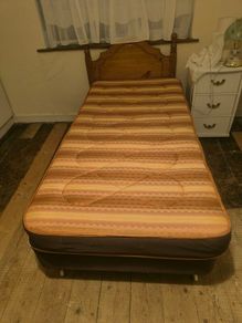 Single bed and Mattress