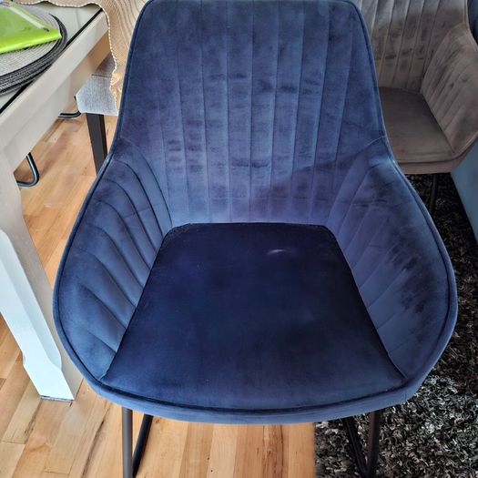 Dining chairs
