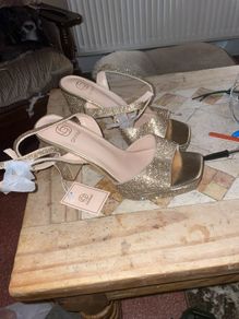 Ladies Sparkly Sandals