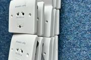 MK by Honeywell F1210 WHI Shaver Socket White