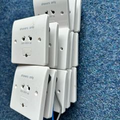 MK by Honeywell F1210 WHI Shaver Socket White
