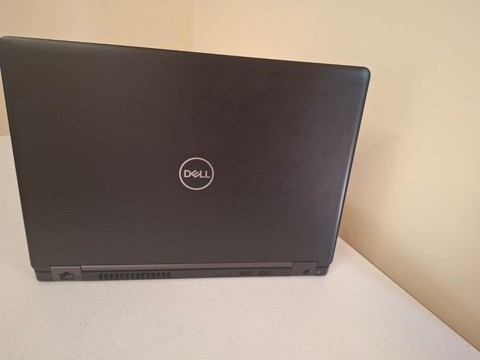 Dell Latitude 5490 | Intel Core i5 8th Gen | 8GB RAM | 256GB SSD | Windows 11 | Excellent Battery