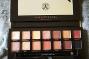 Anastasia Beverly Hills Soft Glam Eyeshadow Palette