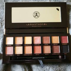 Anastasia Beverly Hills Soft Glam Eyeshadow Palette