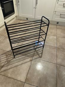 Shoes rack
