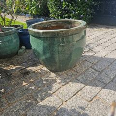 pots