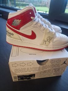 Air Jordan 1 Mid SS Chicago