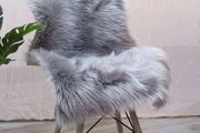 FREE EXPRESS SHIPPING Faux Fur Soft Fluffy Single Sheepskin Stule Style Rug, Faux Fleece Chair Cover Seat Pad Soft Fluffy Shaggy Area Rugs for Bedroom Sofa FloorGray, 60 X 90 CM