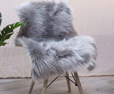 FREE EXPRESS SHIPPING Faux Fur Soft Fluffy Single Sheepskin Stule Style Rug, Faux Fleece Chair Cover Seat Pad Soft Fluffy Shaggy Area Rugs for Bedroom Sofa FloorGray, 60 X 90 CM