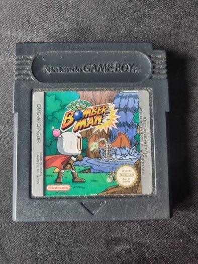 Gameboy color and games including Pokemon Games - CHECK DESCRIPTION FOR WHAT IS LEFT