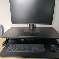 Standing desk