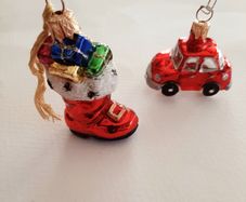 2026 Two small tree decorations