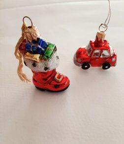 2026 Two small tree decorations