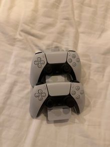 Playstation 5 Disk Edition 2 Controllers 1tb