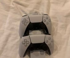 Playstation 5 Disk Edition 2 Controllers 1tb