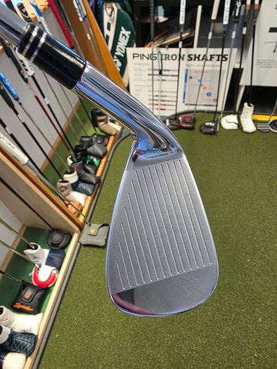 Taylormade R9 Tp Irons