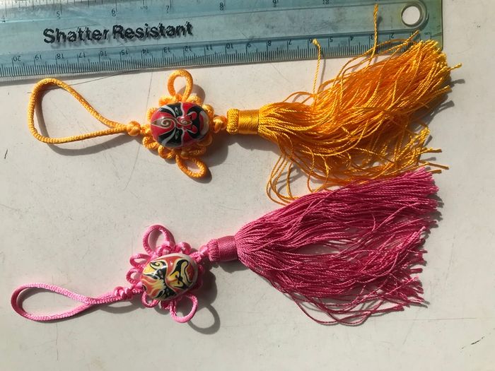 Oriental tassels