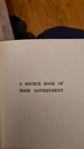A Source Book Of Irish Government. By Basil Chubb. Published By Institute Of Public Administration. 1964. Hardback In Good Condition. 32.