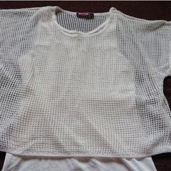White Hollow Top Size 10