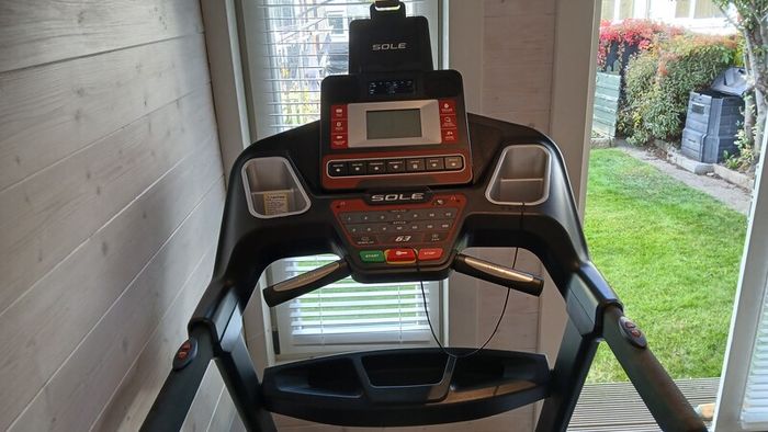 Sole F63 Treadmill
