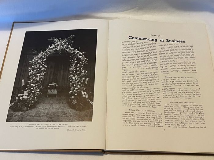 Antique book , 1948, Floristry a complete guide to the establishment and management of the modern flower shop, lockwood press ltd, london