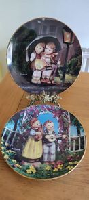 Vintage 2 Wall plates Goebel & Edwardian