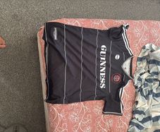 Guinness football jersey size XL